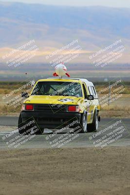 media/Sep-30-2023-24 Hours of Lemons (Sat) [[2c7df1e0b8]]/Track Photos/10am (Star Mazda)/